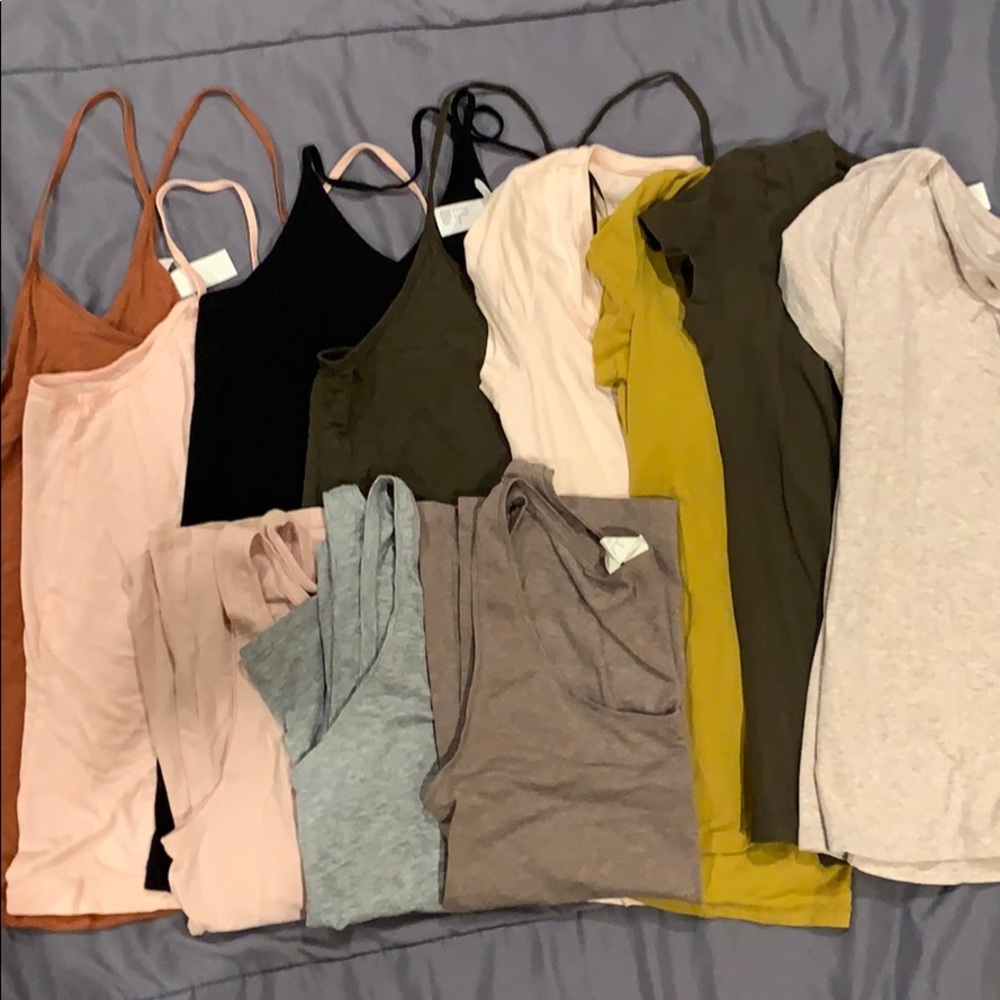 Woman’s Medium Tops
